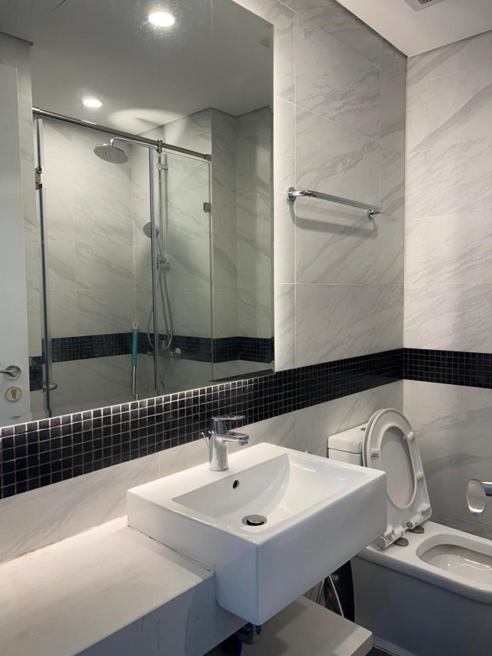 Luxury Econest - Apartment With Swimming Pool & Gym Hanoi Luaran gambar